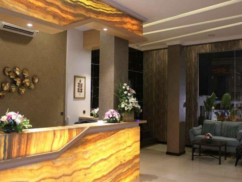 Fontana Hotel Джакарта Экстерьер фото